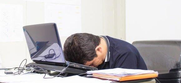 头发为什么会变白？怎么养发让头发变黑