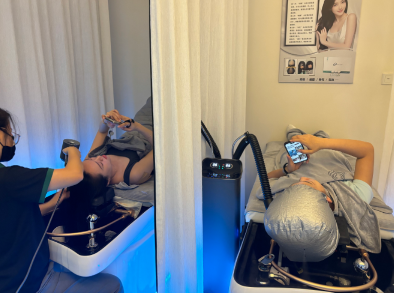 从“小白”到专家：揭秘唯秦秘公益养发师的“硬核”养成之路