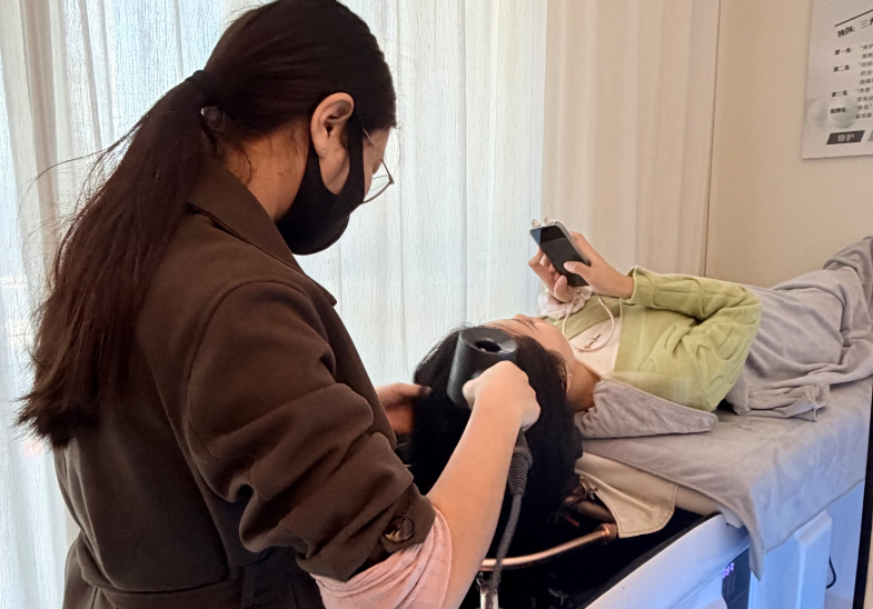 从“一家店”到“一个生态”：唯秦秘大健康AI养发如何构建养发行业的增长飞轮？