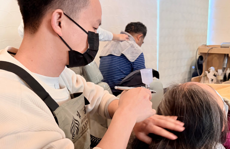 唯秦秘大健康AI养发为何越被模仿，反而让加盟者领先得越多？