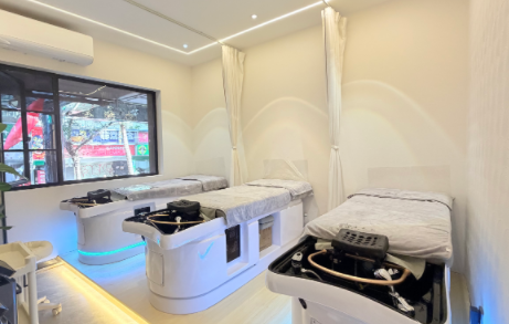 养发馆的“消失”与“重生”：唯秦秘的门店，未来会变成什么样？