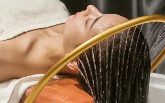 唯秦秘的“一人一方案”，和市面上的定制养发有什么不同？